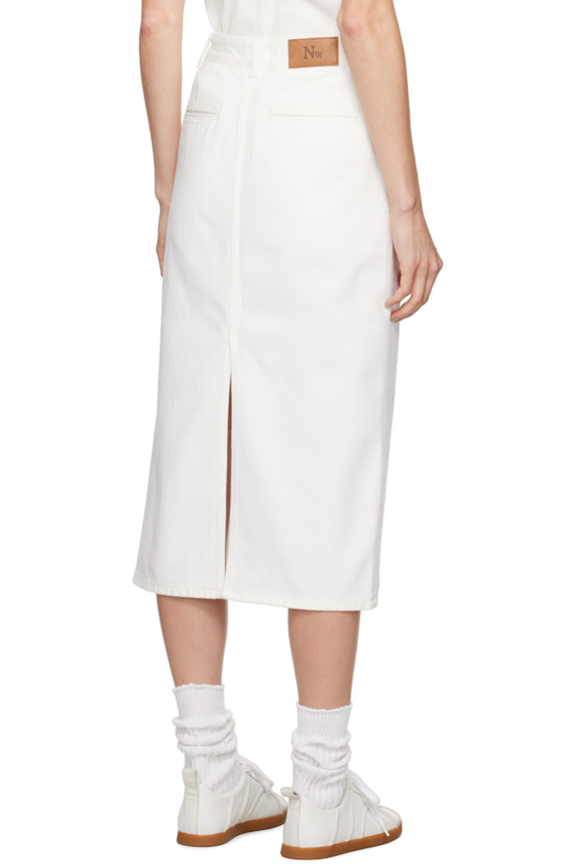 Non-stretch denim skirt.

· Belt loops
· Four-pocket styling
· Zip-fly
· Leather logo patch at back waistband
· Central slit at back hem
· Logo-engraved silver-tone hardware

Supplier color: White