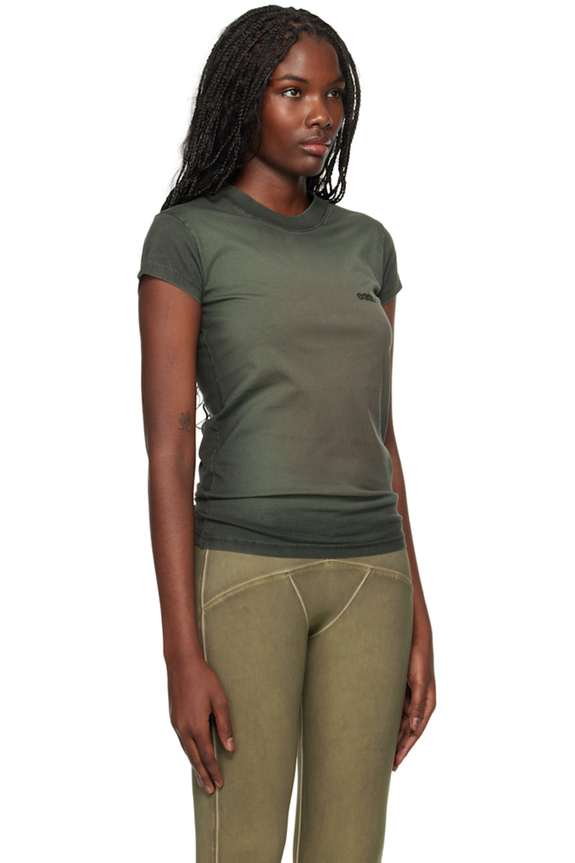 Organic cotton jersey T-shirt. Fading throughout. 

· Rib-knit crewneck 
· Rubberized logo at front

Supplier color: Faded Olive Darb