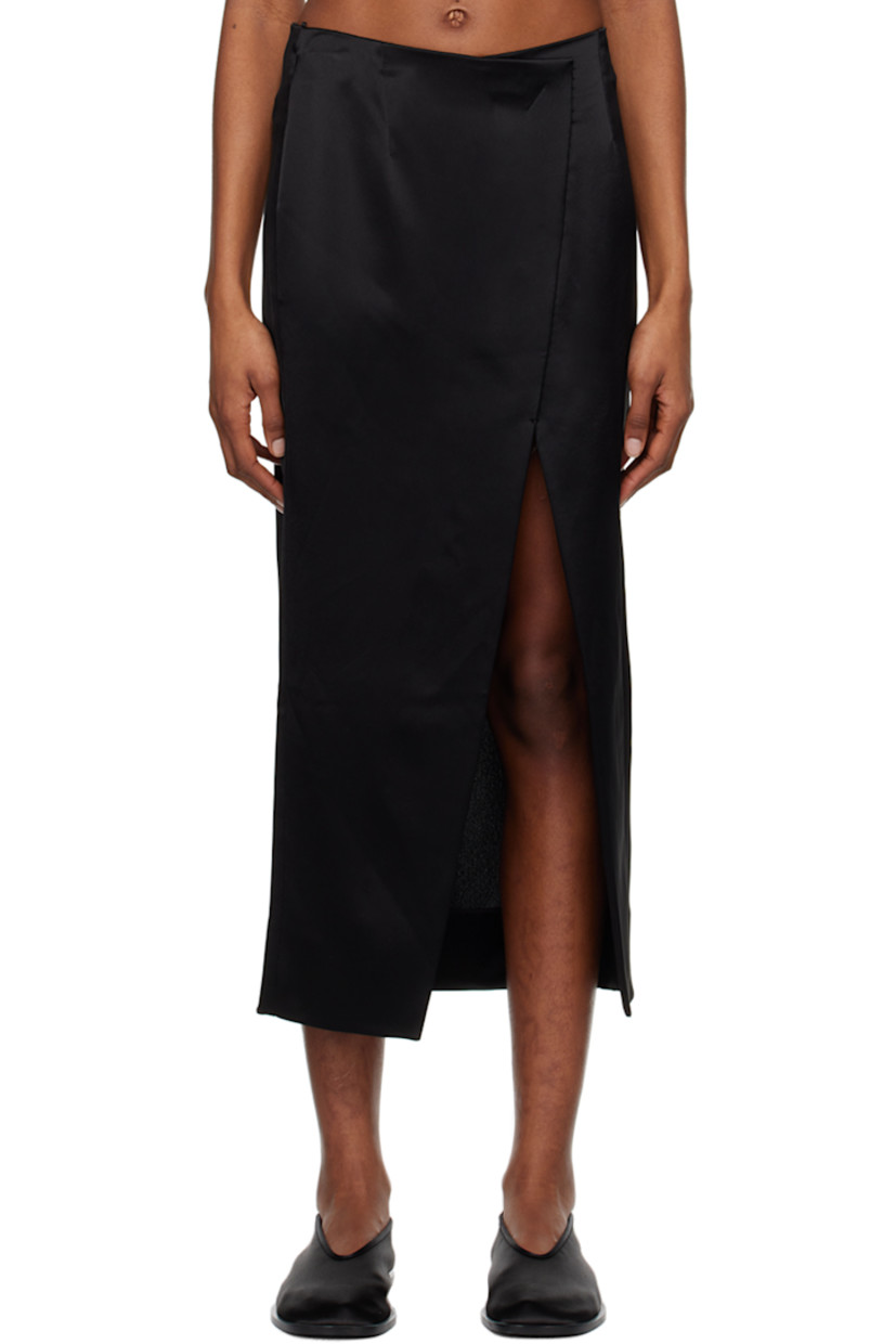 Triacetate-blend satin skirt. 

· Wrap construction
· Central vent at hem
· Concealed zip closure at back 

Supplier color: Black