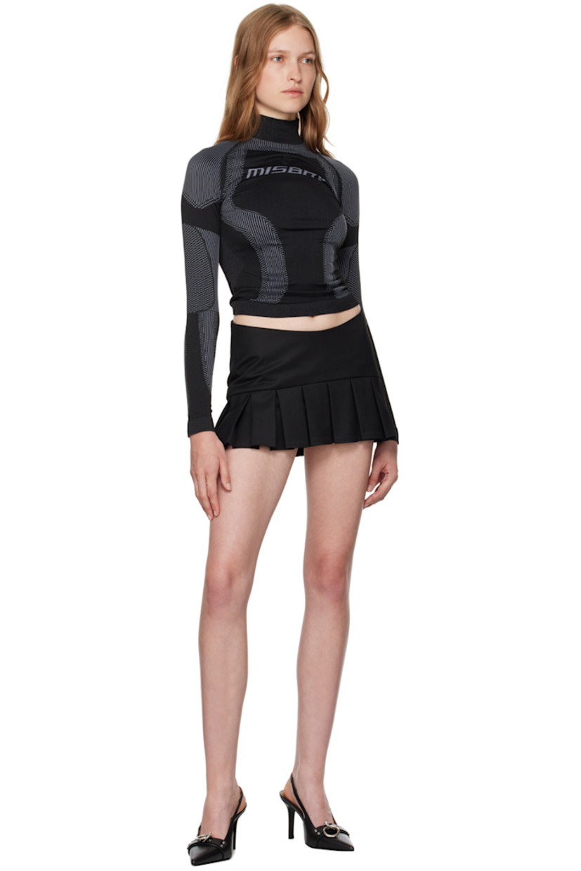 Stretch polyester-blend drill miniskirt.

· Knife pleats at hem
· Concealed zip closure at back
· Full satin lining

Available exclusively at SSENSE.

Supplier color: Black