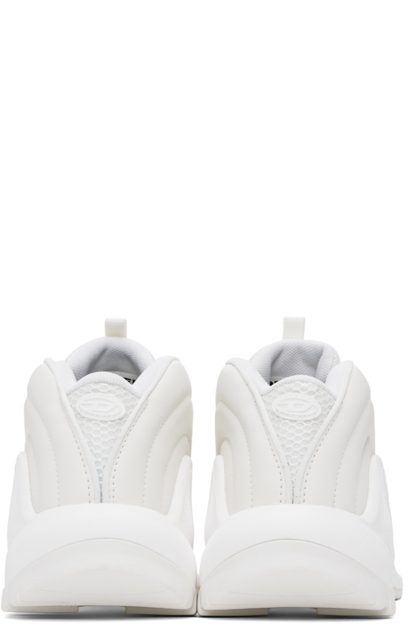 Low-top quilted buffed faux-leather sneakers in off-white.

· Lace-up closure
· Logo-bonded pull-loop at padded tongue
· Padded collar
· Logo appliqué at mesh heel counter
· Mesh lining
· Logo embossed at foam rubber midsole
· Treaded rubber sole

Supplier color: White