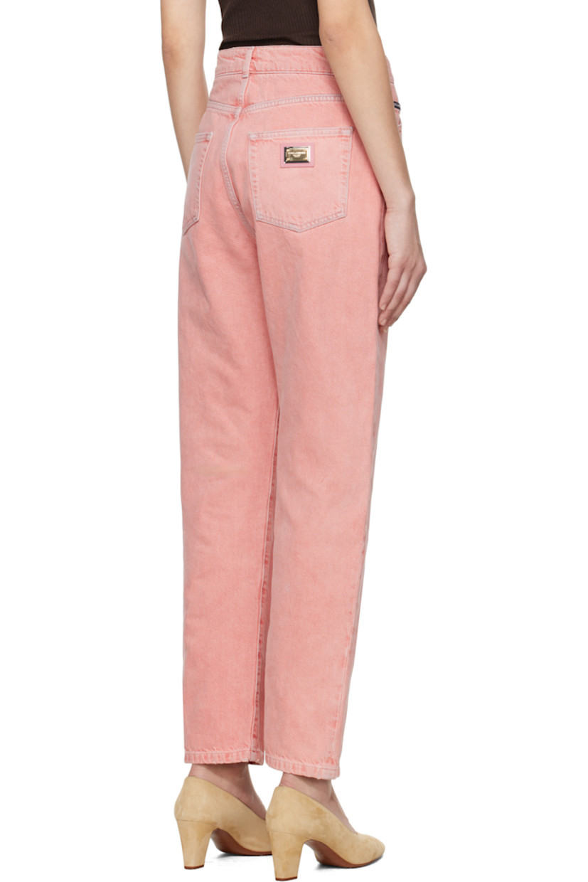 Non-stretch denim jeans. Fading throughout.

· Belt loops
· Five-pocket styling
· Zip fly
· Logo patch at coin pocket
· Logo plaque at back pocket

Supplier color: Variante abbin
