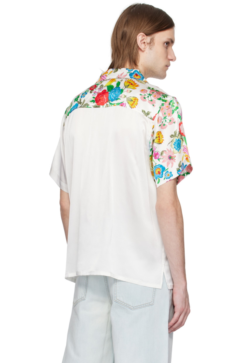 Silk satin shirt. Floral pattern printed throughout.

· Open spread collar
· Button closure
· Patch pocket
· Vented side seams
 
Supplier color: Multicolor