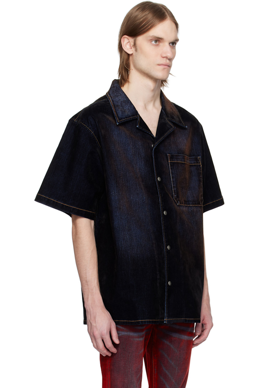 Flocked stretch denim shirt. Fading throughout.

· Open spread collar
· Press-stud closure
· Patch pocket
· Vented side seams
· Logo-engraved antiqued silver-tone hardware
· Contrast stitching in tan

Supplier color: Di niro black