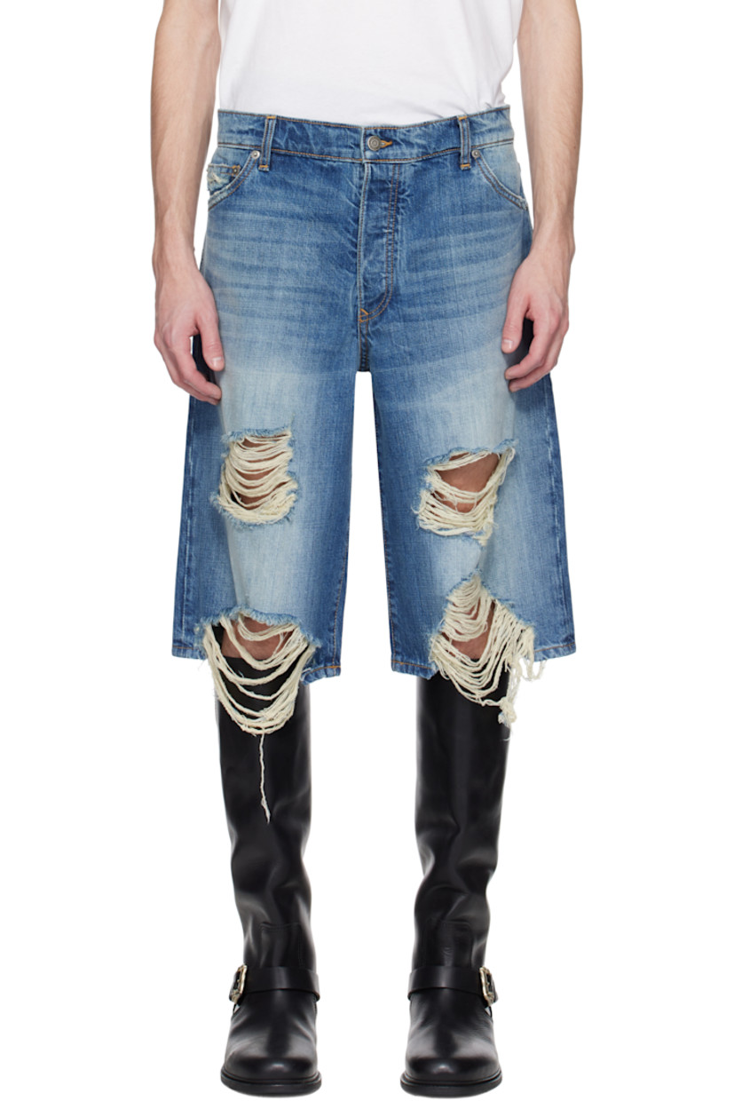 Non-stretch denim shorts. Fading, distressing, and whiskering throughout.

· Belt loops
· Five-pocket styling
· Button fly
· Rips at legs
· Sherpa fleece logo patch at back waistband
· Logo-engraved antiqued silver-tone hardware
· Contrast stitching in tan

Supplier color: Gardner wash