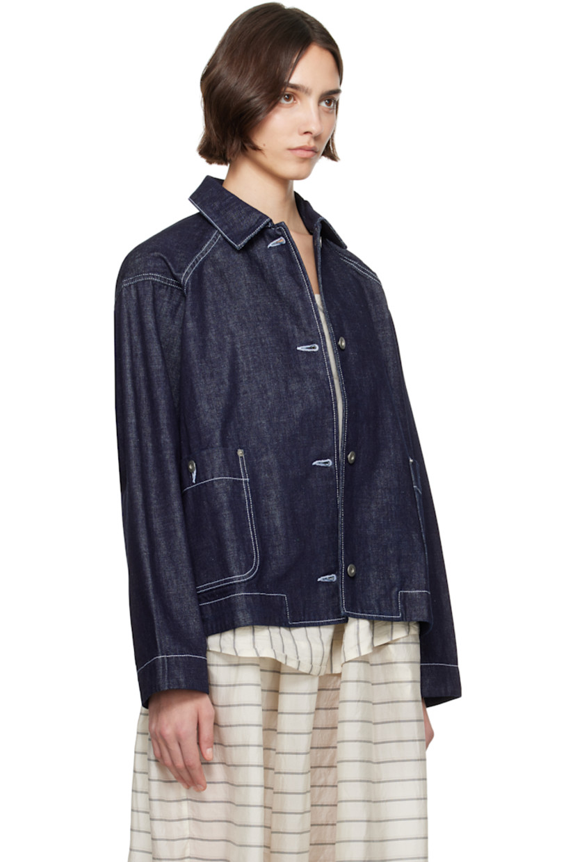Non-stretch denim jacket.

· Spread collar
· Button closure
· Patch pockets
· Raglan sleeves
· Silver-tone hardware
· Contrast stitching in white

Supplier color: Indigo