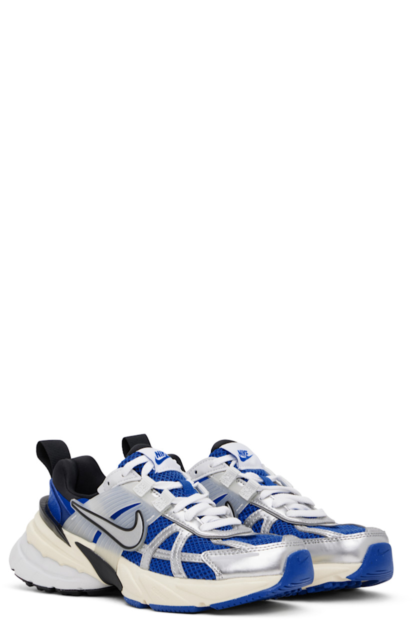 Low-top mesh sneakers in blue.

· Reflective trim throughout
· Lace-up closure
· Logo patch at padded tongue
· Padded collar
· Rubber overlay at sides
· Swoosh appliqué at sides
· Pull-loop at heel tab
· Jersey lining
· Foam rubber midsole
· Treaded rubber sole

Please note that this item may be shipped only within North America.

Supplier color: Game royal/Metallic silver