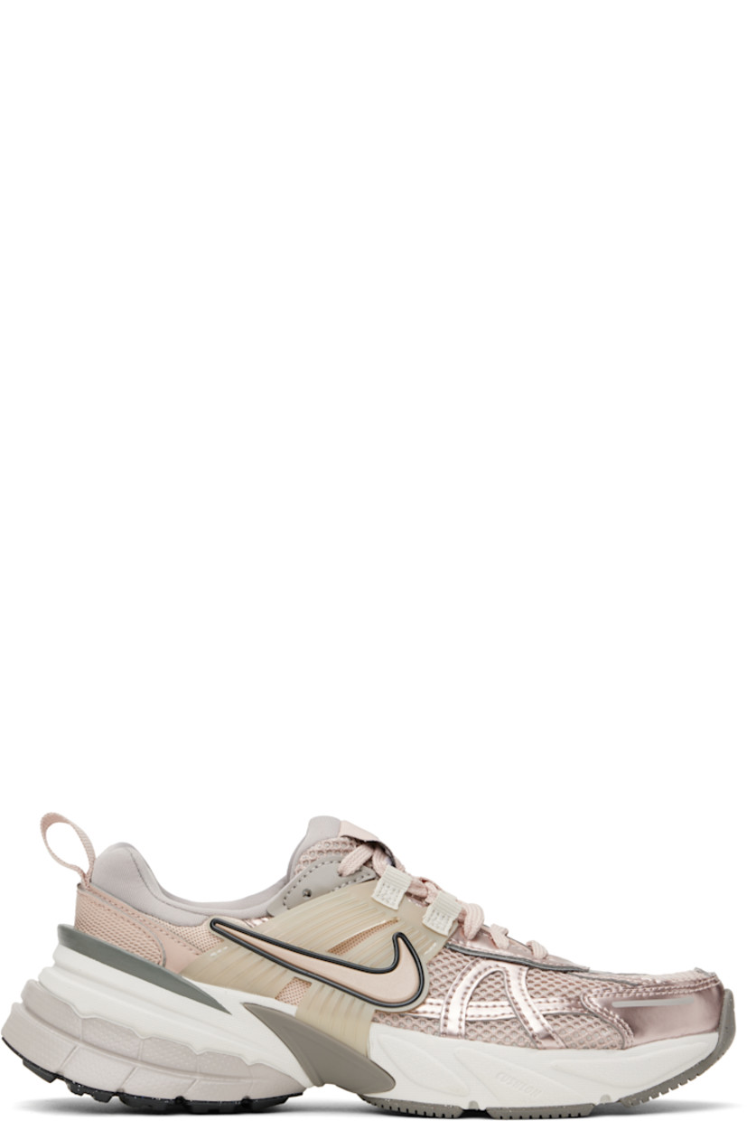 Low-top mesh and faux-leather sneakers in metallic beige.

· Swoosh printed at lace-up closure
· Logo patch at padded tongue
· Padded collar
· Swoosh and semi-transparent rubber overlay at sides
· Reflective trim at outer side
· Pull-loop at heel
· Cushlon foam rubber midsole
· Treaded rubber sole

Please note that this item may be shipped only within North America.

Supplier color: Particle beige/College grey/Light bone/Particle beige
