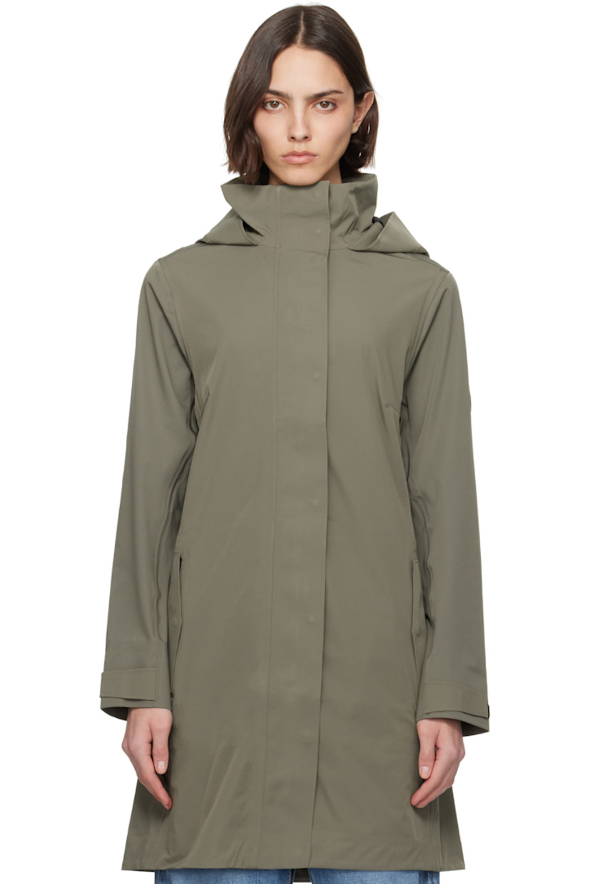 Waterproof stretch nylon taffeta raincoat.

· Bungee-style drawstring and reflective trim at hood
· Stand collar
· Two-way zip closure with press-stud placket
· Flap pockets
· Rubberized logo patch at sleeve
· Velcro tab at cuffs
· Taped seams at interior
· Bungee-style drawstring at interior waist
· Full bonded jersey lining

Part of the Black Label collection.

Supplier color: Smokey sage