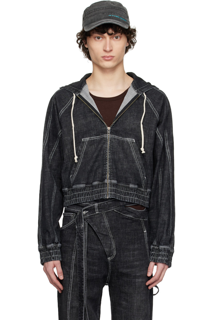 Stretch denim jacket. Fading throughout.

· Drawstring at hood
· Zip closure
· Patch pockets
· Elasticized hem and cuffs
· Raglan sleeves
· Zip vent at cuffs
· Contrast stitching in white

Supplier color: Black wash
