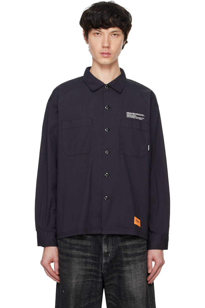 Cotton corduroy shirt. 

· Spread collar
· Button closure
· Logo flag and logo embroidered at chest
· Patch pockets 
· Logo patch at front hem
· Pleat at single-button barrel cuffs

Supplier color: Black