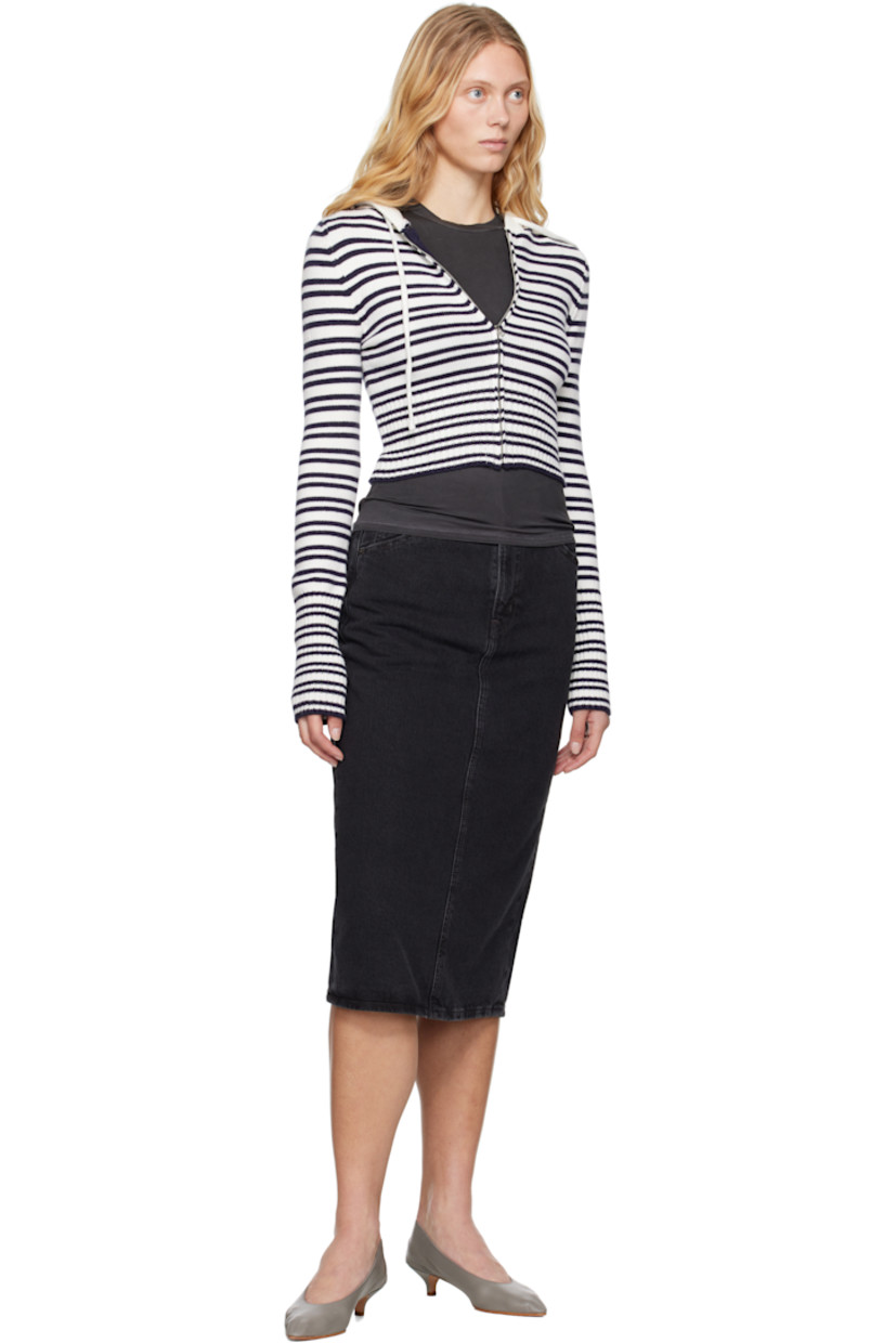 Slim-fit non-stretch denim midi skirt. Fading throughout.

· High-rise
· Belt loops
· Five-pocket styling
· Zip fly
· Jacron logo patch at back waistband
· Logo flag at back pocket
· Central vent at back hem
· Logo-engraved antiqued bronze-tone hardware

Supplier color: Open mind/Black