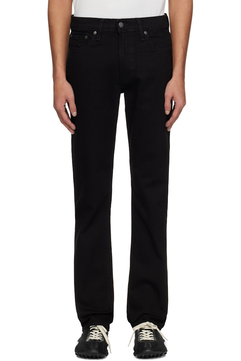 Levi's® Flex Eco Performance stretch denim jeans. 

· Low-rise
· Belt loops
· Five-pocket styling
· Zip-fly
· Leather logo patch at back waistband
· Logo flag at back pocket

Supplier color: Black knight stretch
