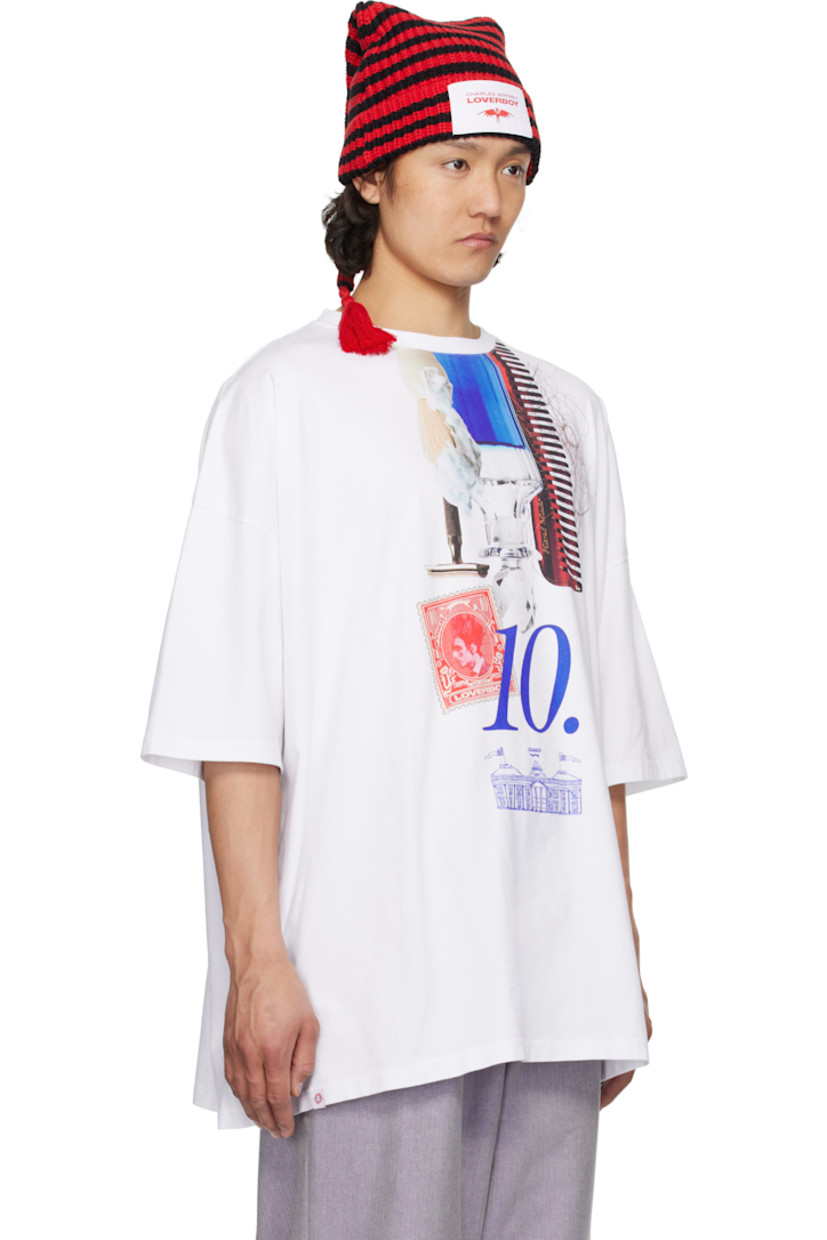 Organic cotton jersey T-shirt.

· Rib-knit crewneck
· Graphics and logo printed at front
· Logo patch at front hem
· Dropped shoulders

Supplier color: Knitted blue perfume graphic