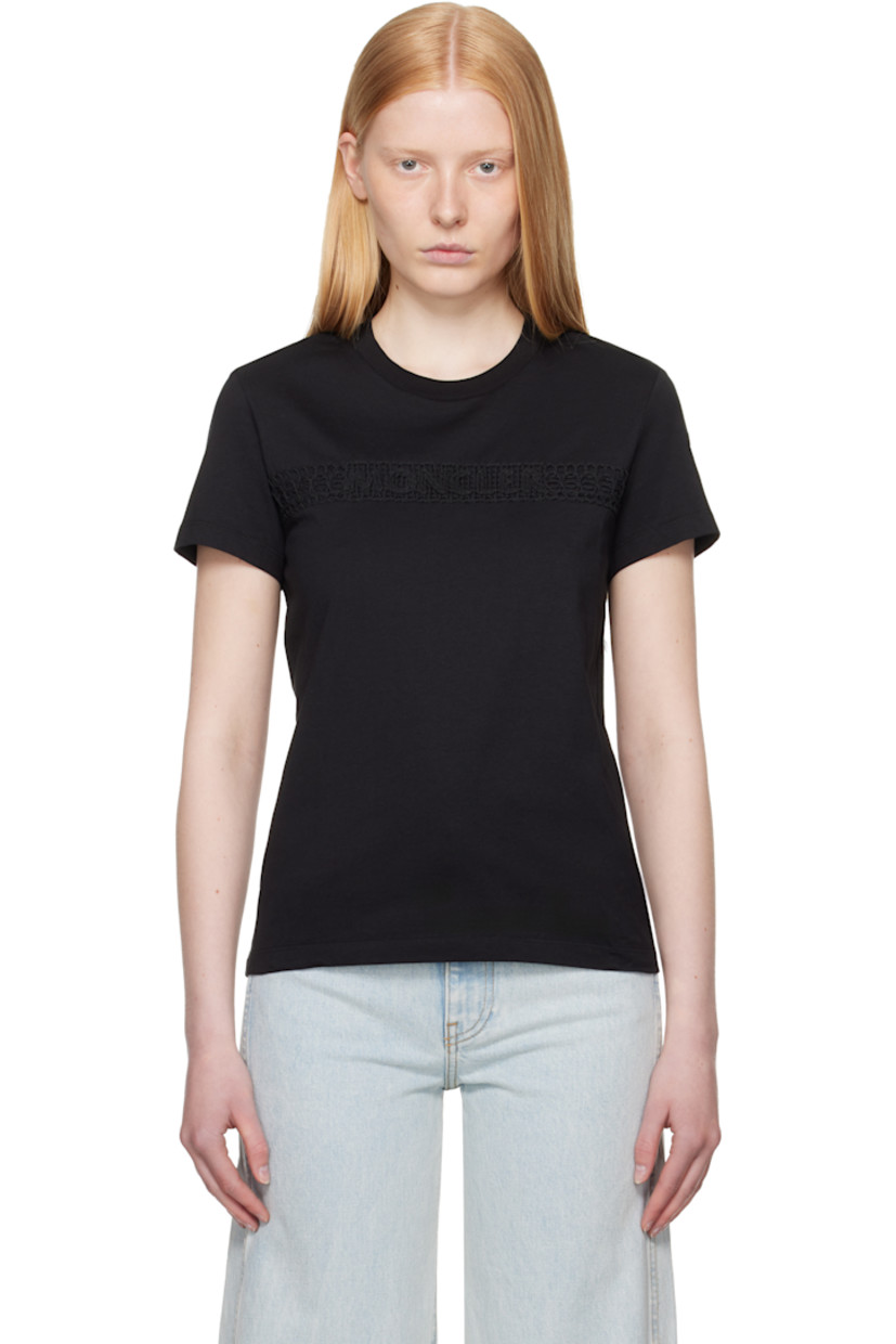 Cotton jersey T-shirt.

· Rib-knit crewneck
· Logo embroidered at chest
· Felted logo patch at sleeve

Supplier color: Black