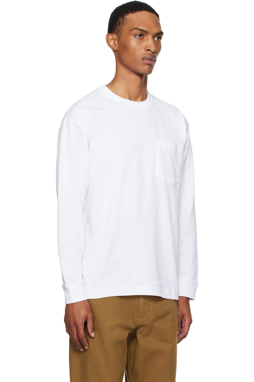 Heavyweight 260 gsm organic cotton jersey T-shirt.

· Rib-knit crewneck
· Patch pocket at chest
· Logo flag at side seam
· Dropped shoulders

Supplier color: White