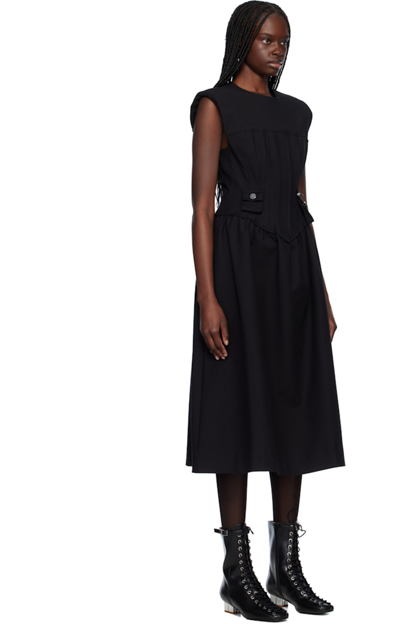 Heavyweight plain-woven stretch organic cotton midi dress. 

· Round neck
· Princess seams at front
· Flap pocket and detachable flap pocket at waist
· Padded shoulders
· Zip closure and shirring at back
· Full logo-woven satin lining
· Logo-engraved silver-tone hardware

Supplier color: Black