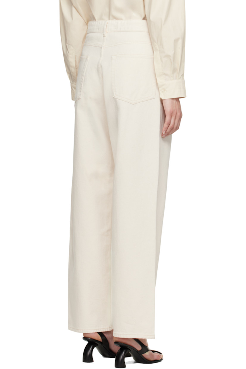 Loose-fit and wide-leg non-stretch denim jeans.

· Low-rise
· Belt loops
· Five-pocket styling
· Zip fly
· Logo-engraved silver-tone hardware

Supplier color: Ecru
