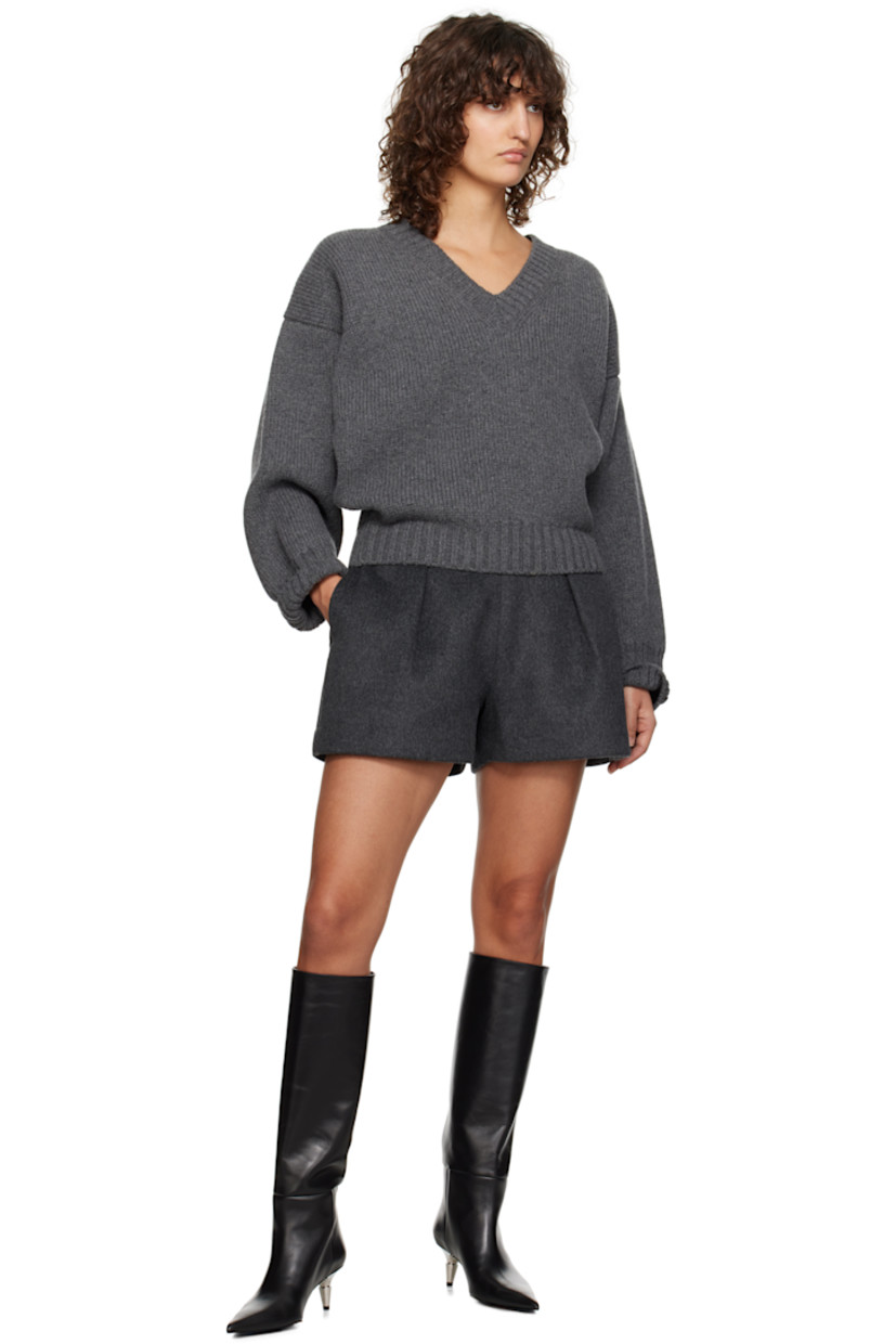 Felted recycled wool- and recycled nylon-blend shorts. 

· Pleats at front
· Concealed zip closure at side seam
· Darts at back waistband
· Full viscose satin lining

Supplier color: Anthracite melange