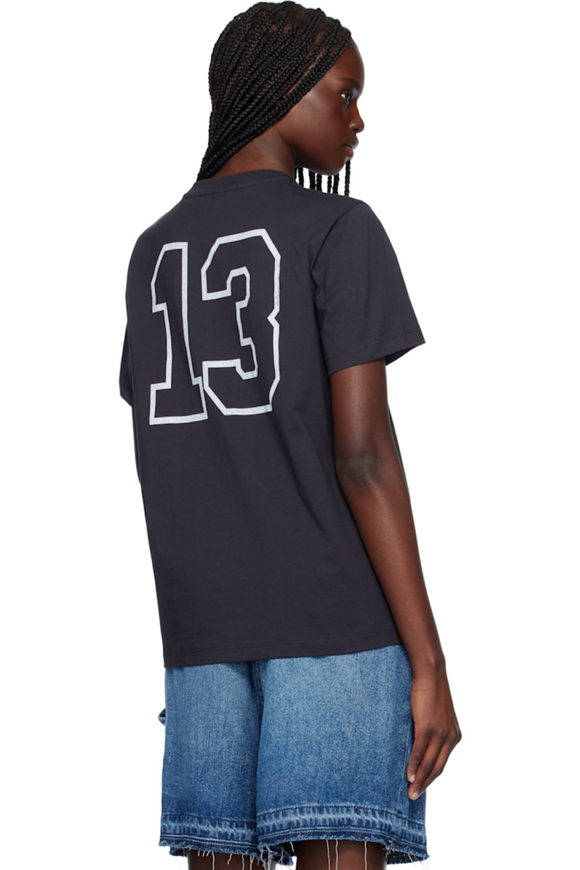 Organic cotton jersey T-shirt. 

· Rib-knit crewneck
· Logo, graphic, and text printed at front
· Text printed at back

Supplier color: Phantom
