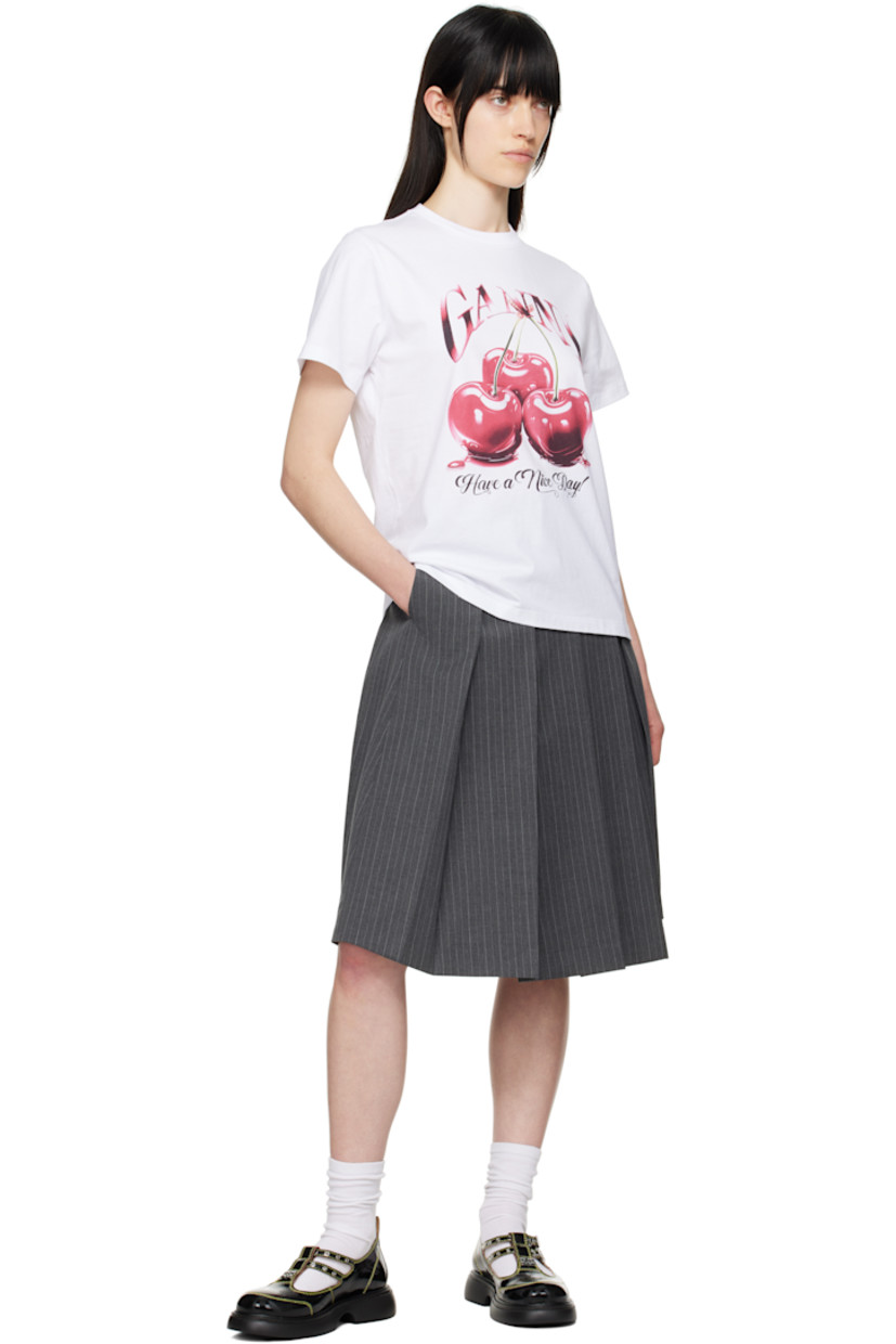 Organic cotton jersey T-shirt.

· Rib-knit crewneck
· Logo, graphic, and text printed at front

Supplier color: Bright white