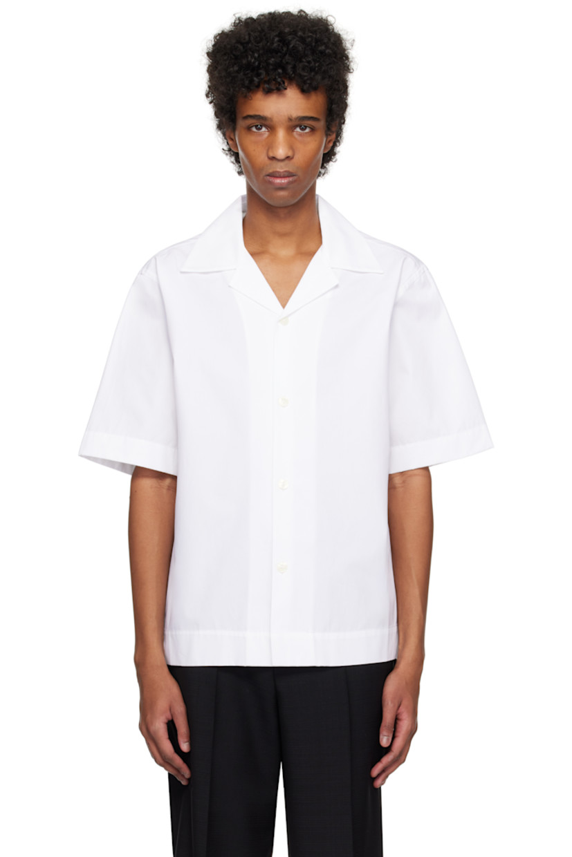 Oversized cotton poplin shirt. 

· Open spread collar
· Button closure

Supplier color: Optic white