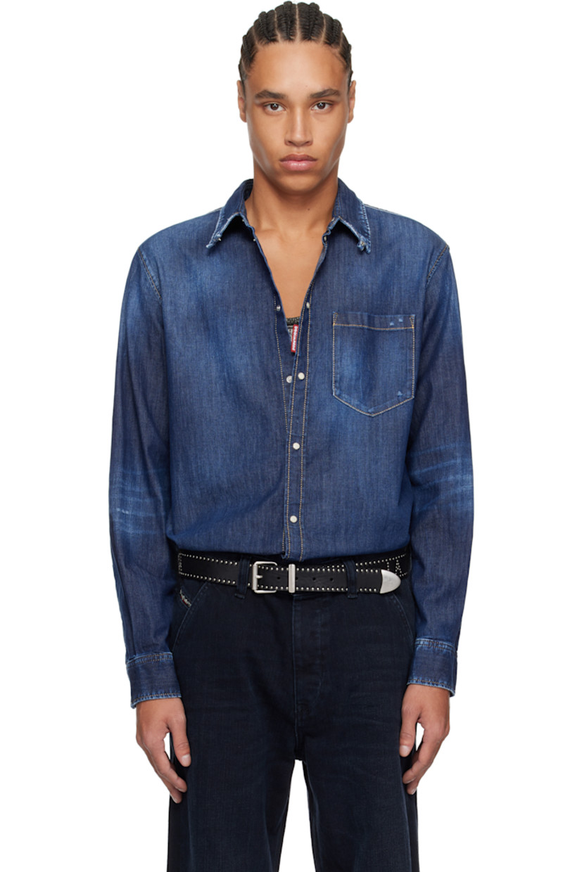 Stretch denim shirt. Fading and subtle distressing throughout. 

· Spread collar
· Logo flag at press-stud closure
· Patch pocket at chest
· Shirttail hem 
· Whiskering at sleeves 
· Press-stud barrel cuffs

Supplier color: Navy blue