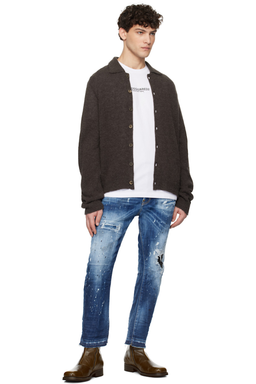 Cotton jersey T-shirt.

· Rib-knit crewneck
· Logo and text printed at front

Supplier color: White