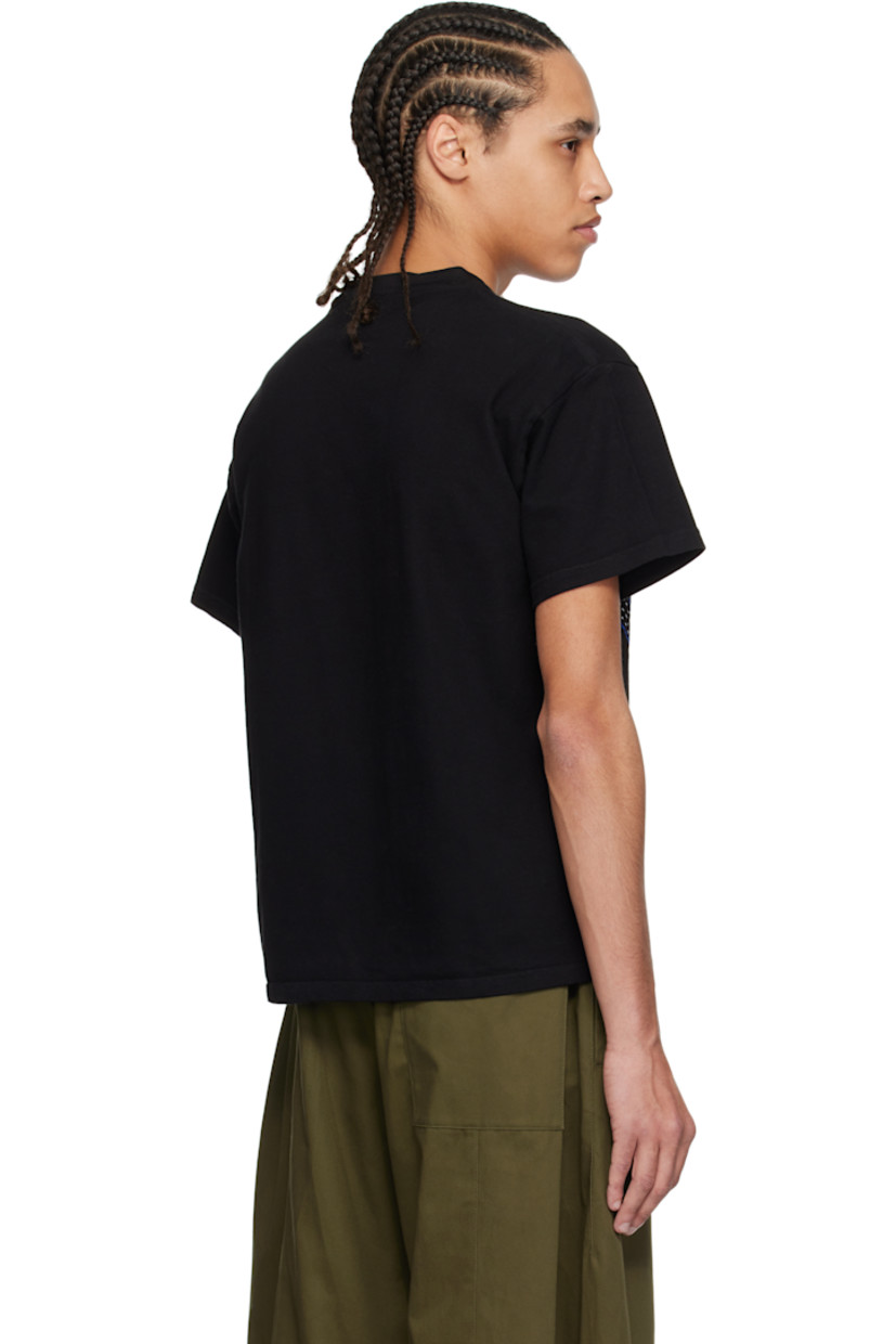 Cotton jersey T-shirt.

· Rib-knit crewneck
· Hand-embroidered text at chest
· Cropped hem
· Dropped shoulders

Supplier color: Black