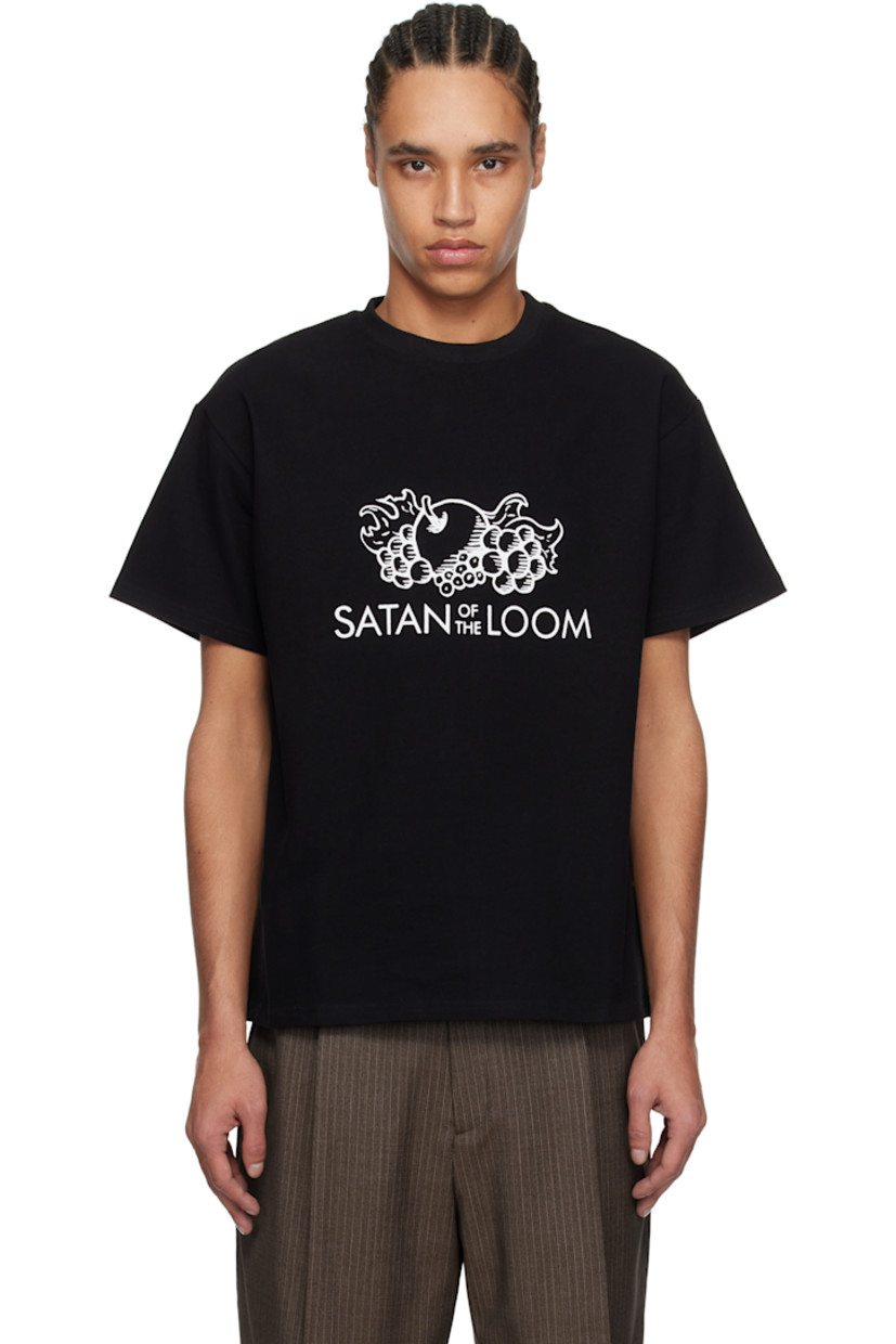 Cotton jersey T-shirt.

· Rib-knit crewneck
· Screen-printed graphic and text at front

Available exclusively at SSENSE.

Supplier color: Black