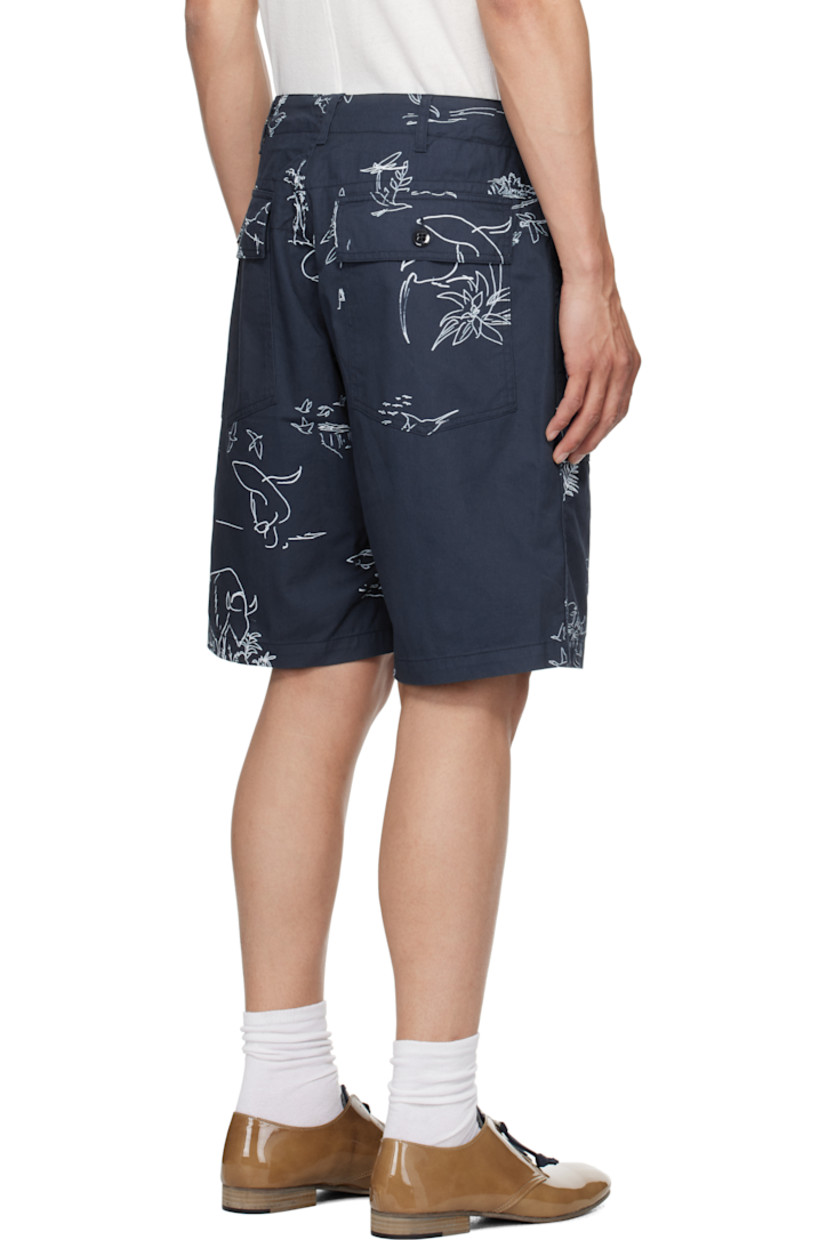 6.5 oz cotton twill shorts. Graphic pattern printed throughout. 

· Belt loops 
· Concealed drawstring at waistband
· Four-pocket styling
· Zip fly

Supplier color: Navy animal print 6.5oz flat twill