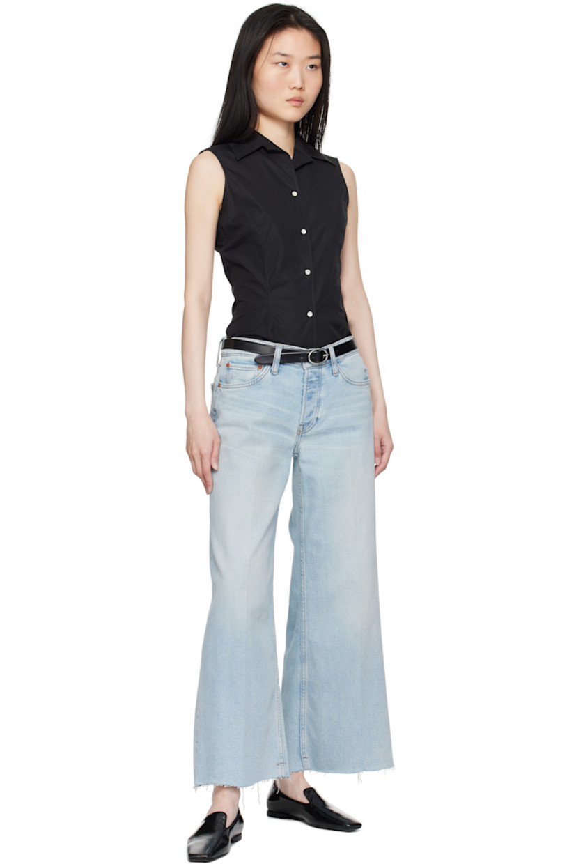 Handcrafted grained calfskin belt in black. 

· Pin-buckle fastening
· Silver-tone hardware
· W0.75"

Supplier color: Black