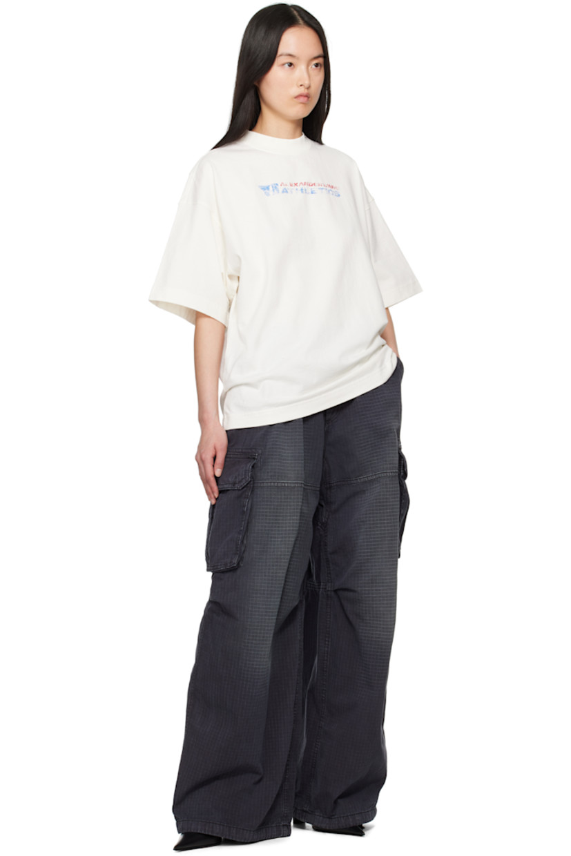 Cotton jersey T-shirt.

· Rib-knit crewneck
· Faded logo and text printed at chest
· Dropped shoulders

Supplier color: Vintage white