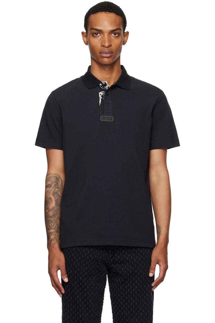 Cotton piqué polo.

· Rib-knit spread collar and cuffs
· Three-button placket
· Logo plaque at chest
· Barocco pattern printed at placket and back
· Tennis-tail hem

Supplier color: Black