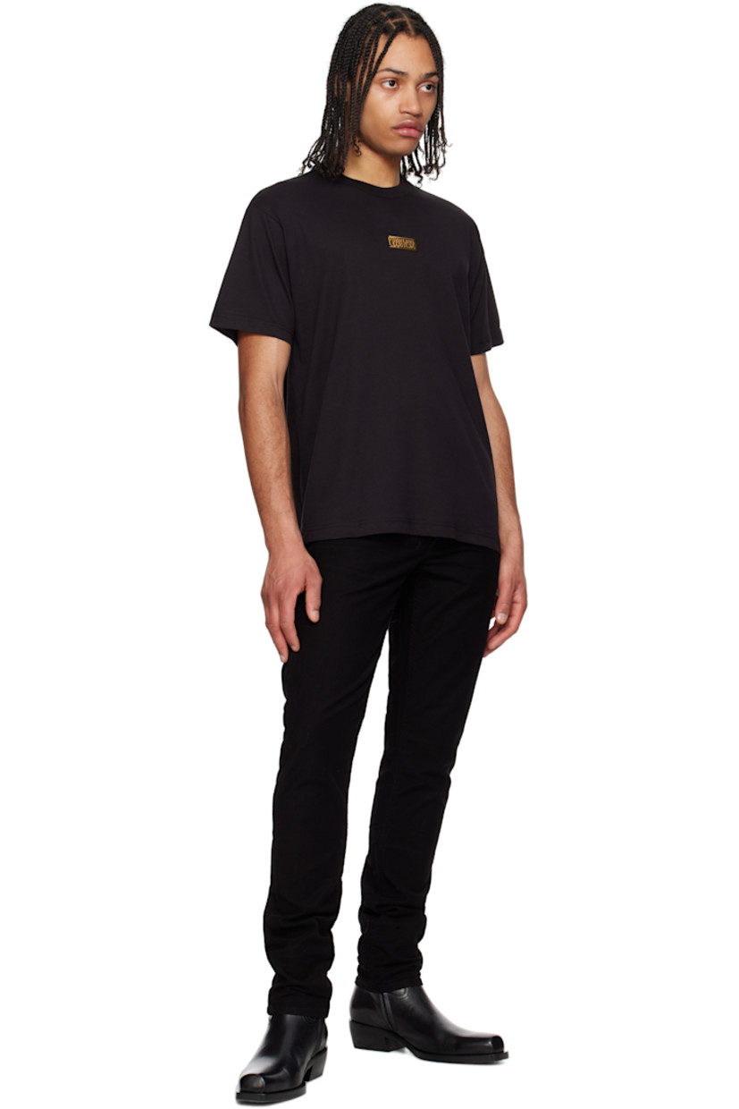 Cotton jersey T-shirt.

· Rib-knit crewneck
· Logo plaque at chest 

Supplier color: Black/Gold