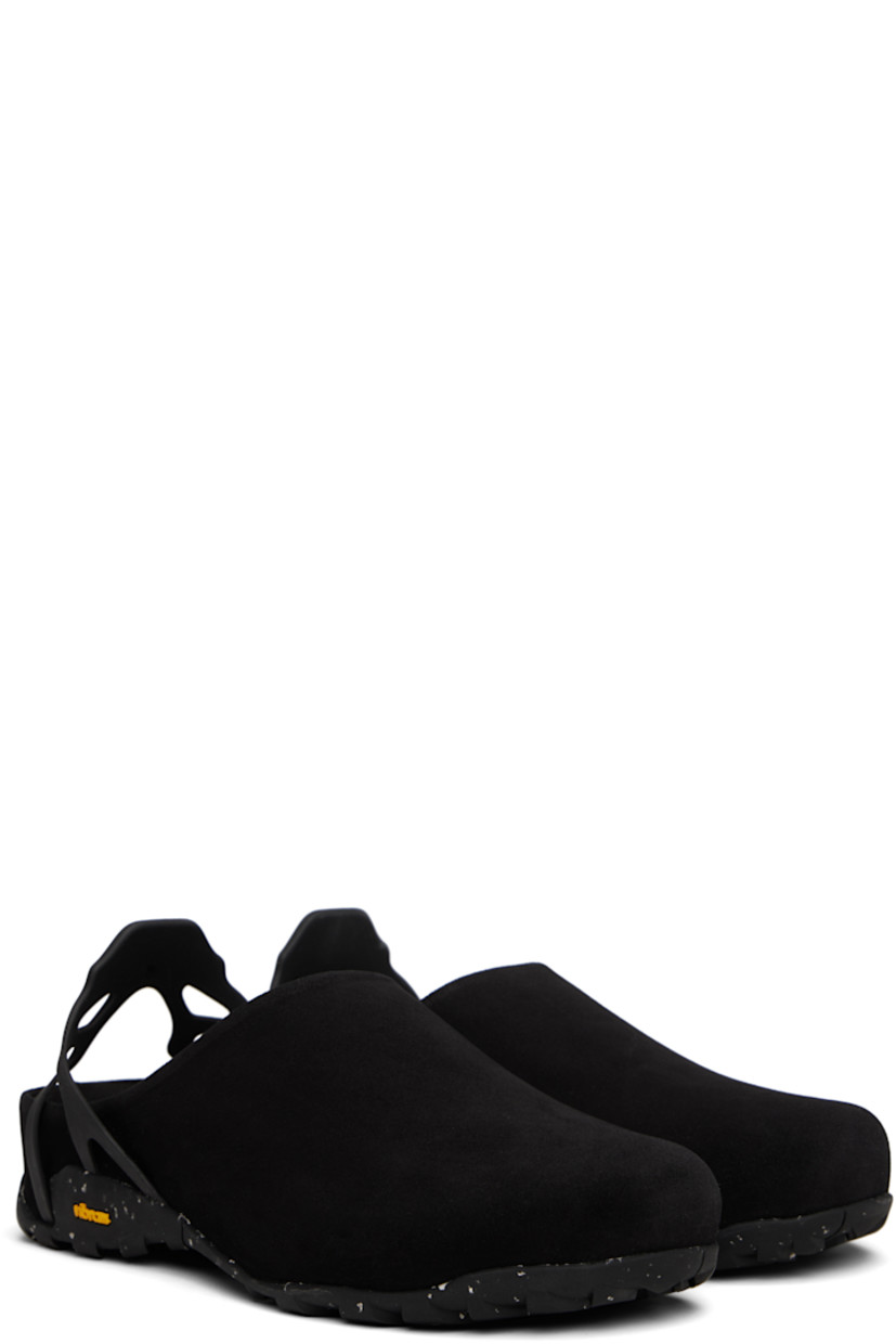 Brushed suede clogs.

· LWG-certified leather
· Logo-embossed collapsible rubber heel strap
· Faux-suede lining
· Speckled Vibram® Ecostep crêpe-rubber sole
 
Supplier color: Black