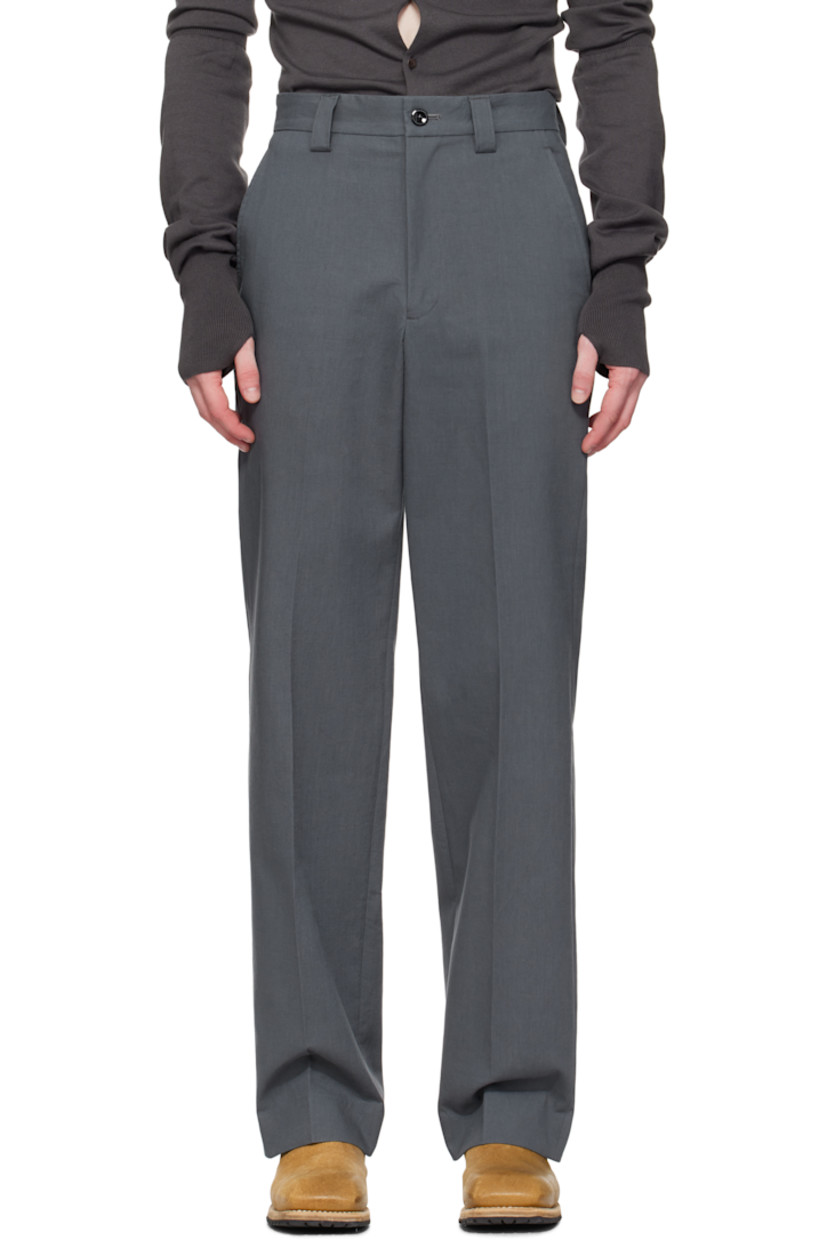 Plain-woven cotton trousers.

· Belt loops
· Four-pocket styling
· Zip fly
· Creased legs

Supplier color: Gray
