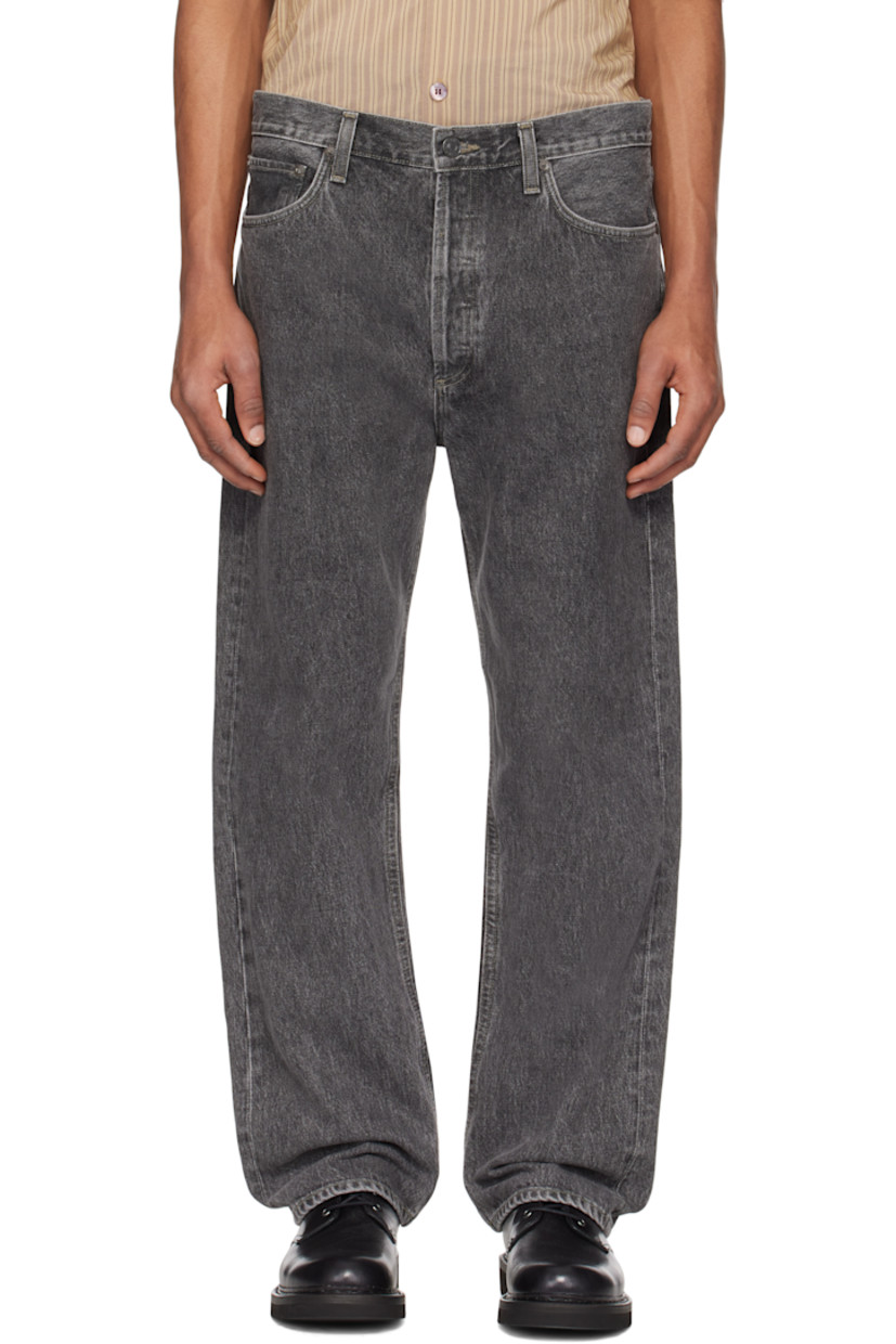Non-stretch regenerative cotton denim jeans. Fading and subtle distressing throughout.

· Straight-leg 
· Mid-rise
· Belt loops
· Five-pocket styling
· Button-fly
· Logo-engraved gunmetal-tone hardware

Supplier color: Fresh
