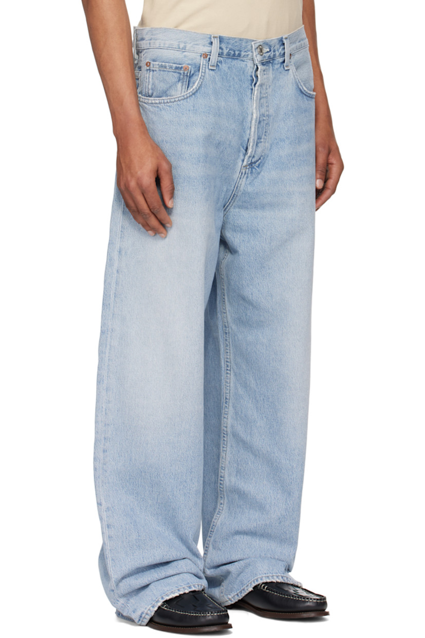 Non-stretch regenerative cotton denim jeans. Fading throughout.

· Belt loops
· Five-pocket styling
· Button-fly
· Logo-engraved silver- and gold-tone hardware

Supplier color: Force