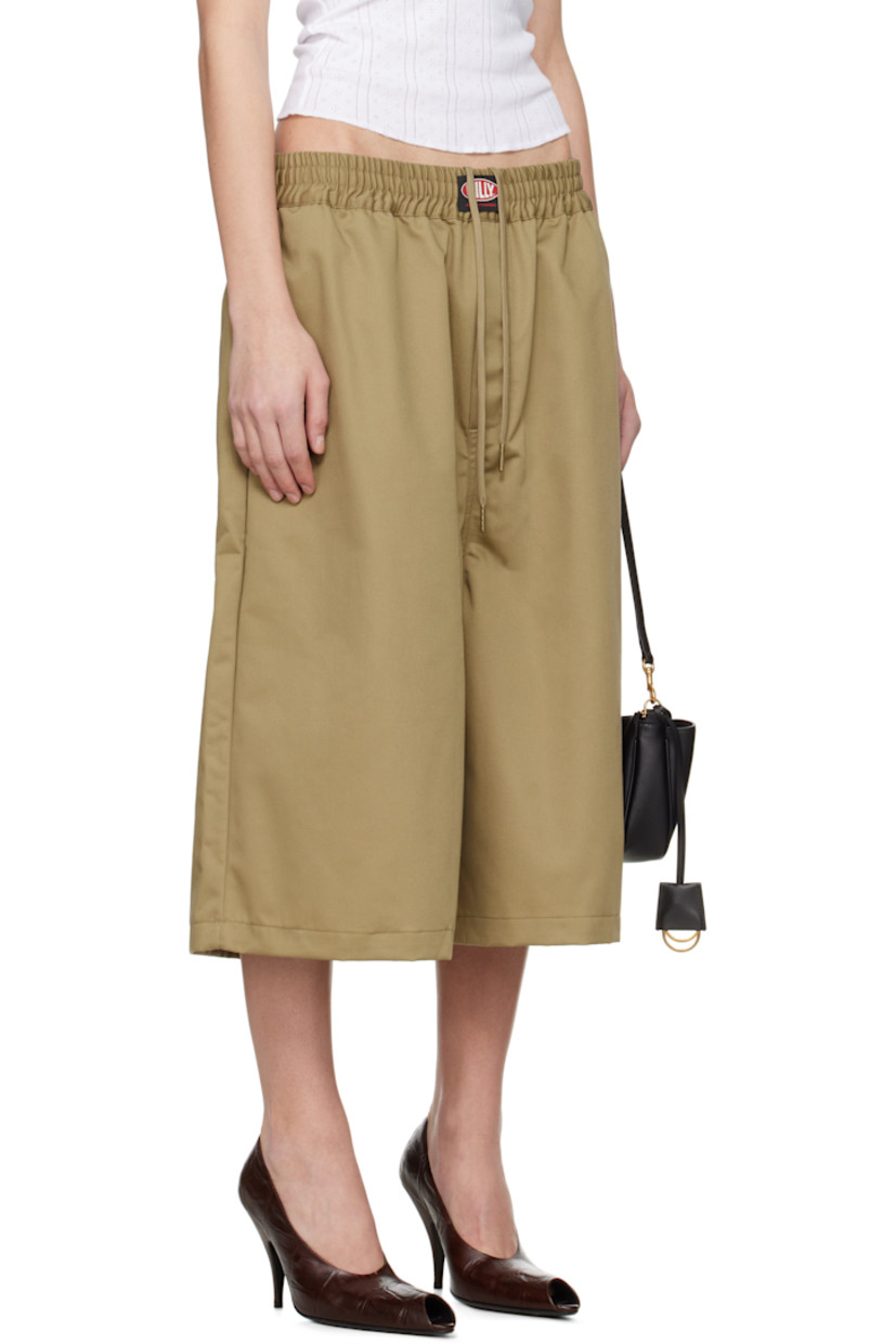 Polyester- and cotton-blend twill shorts.

· Concealed drawstring at elasticized waistband
· Logo patch at waistband
· Four-pocket styling
· Mock fly

Supplier color: Khaki