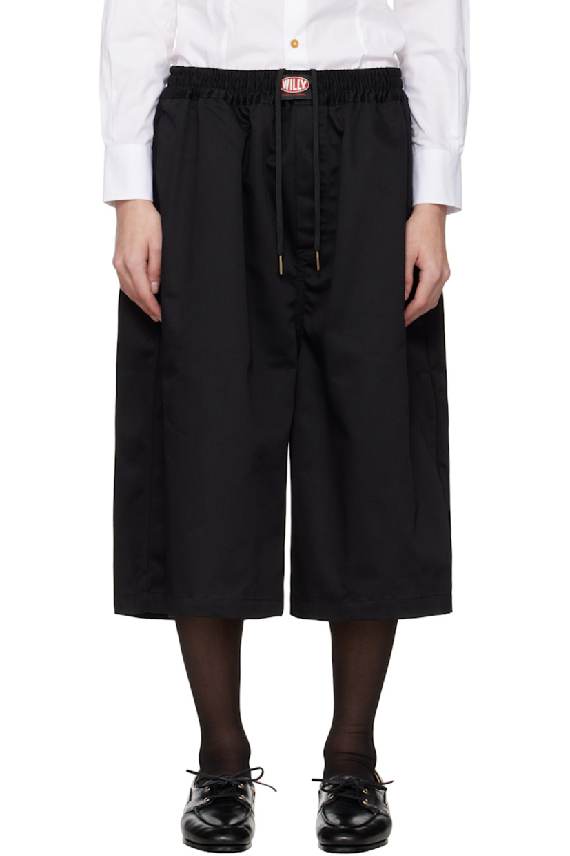 Polyester- and cotton-blend twill shorts.

· Concealed drawstring at elasticized waistband
· Logo patch at waistband
· Four-pocket styling
· Mock fly

Supplier color: Black