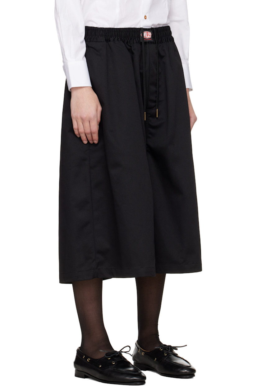 Polyester- and cotton-blend twill shorts.

· Concealed drawstring at elasticized waistband
· Logo patch at waistband
· Four-pocket styling
· Mock fly

Supplier color: Black
