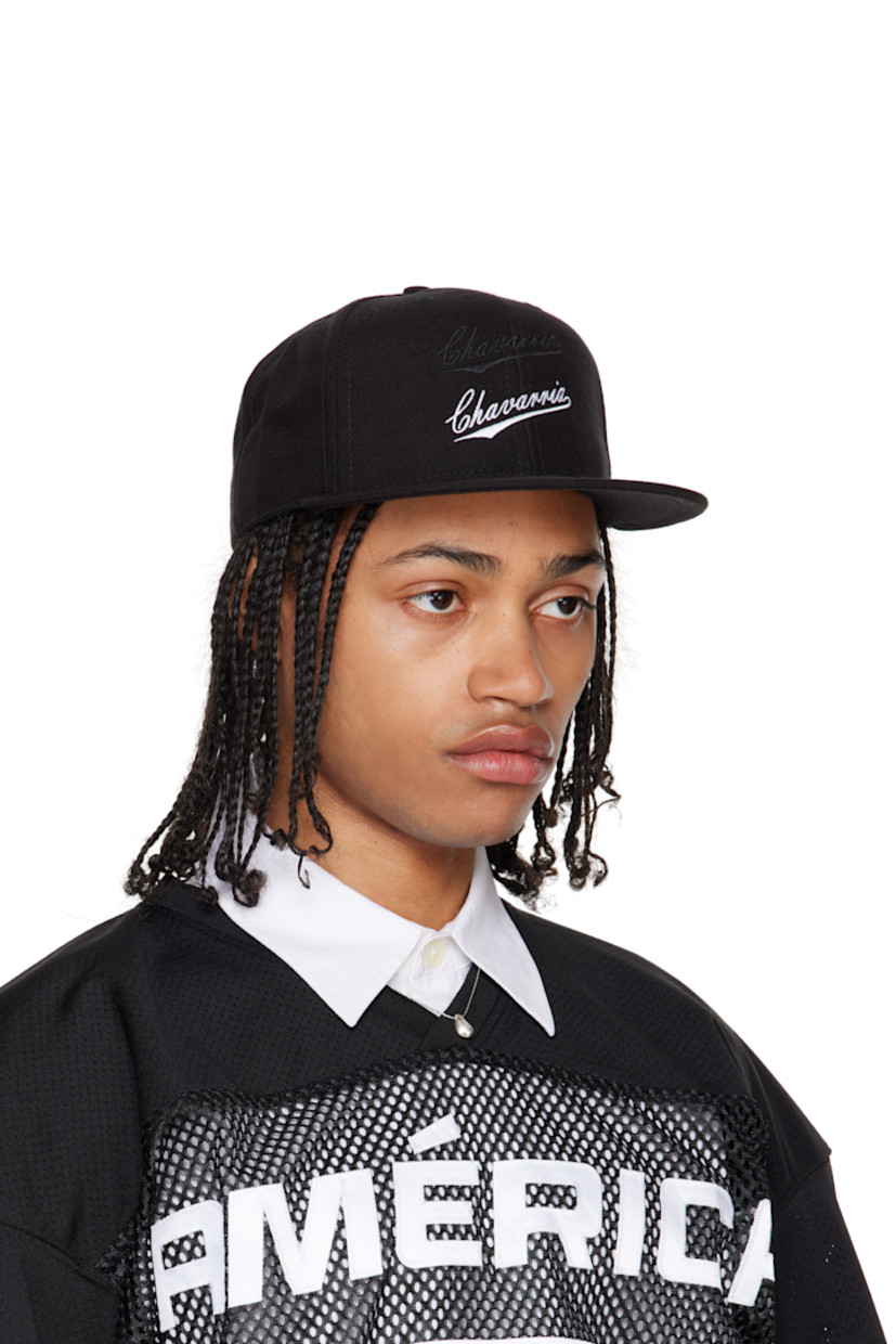 Acrylic- and wool-blend twill cap in black

· Embroidered eyelets at crown 
· Logos embroidered at face
· Flat brim 
· Snapback fastening
· Twill browband

Supplier color: Black