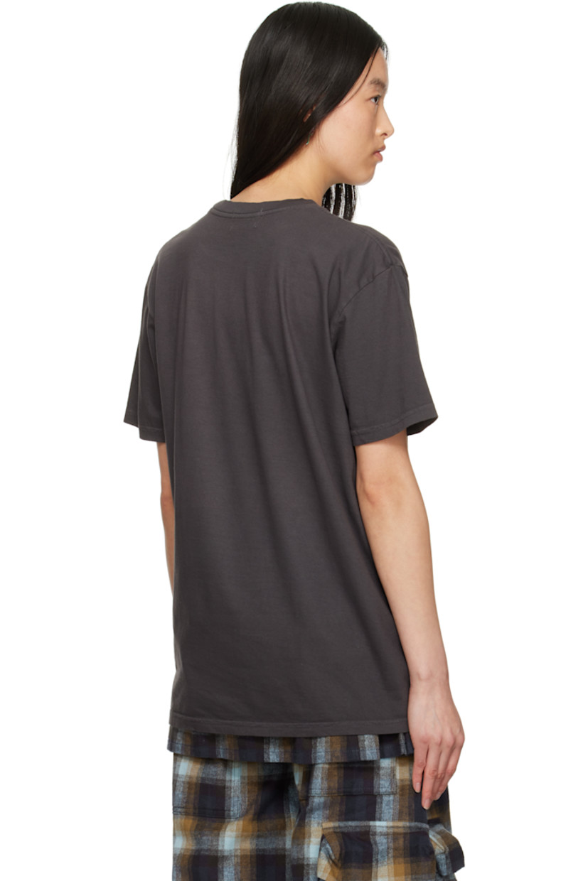 Organic cotton jersey T-shirt. 

· Rib-knit crewneck
· Graphic and logo printed at front 

Supplier color: L8r