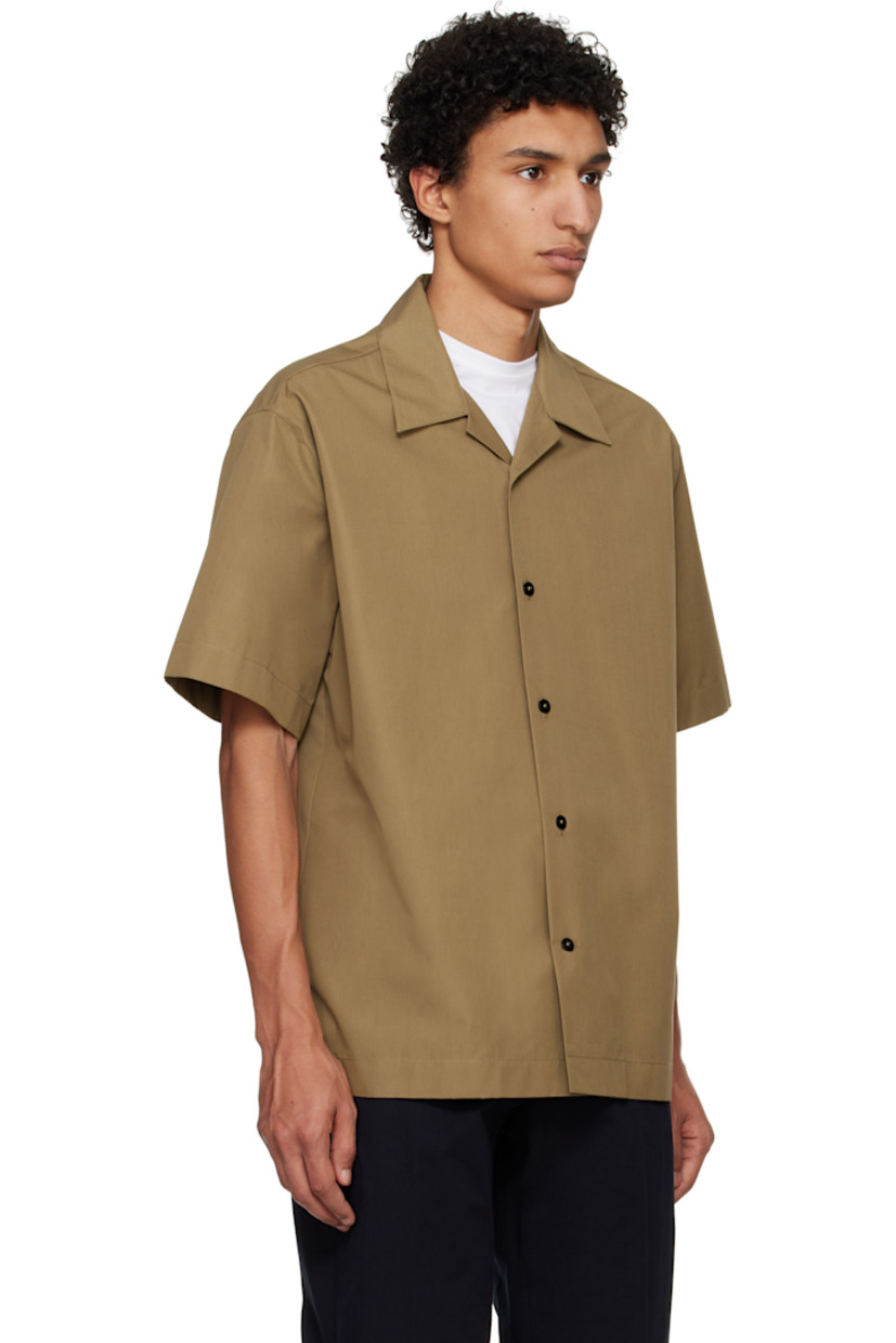 Heavyweight cotton poplin shirt. 

· Open spread collar
· Button closure

Supplier color: Thyme green