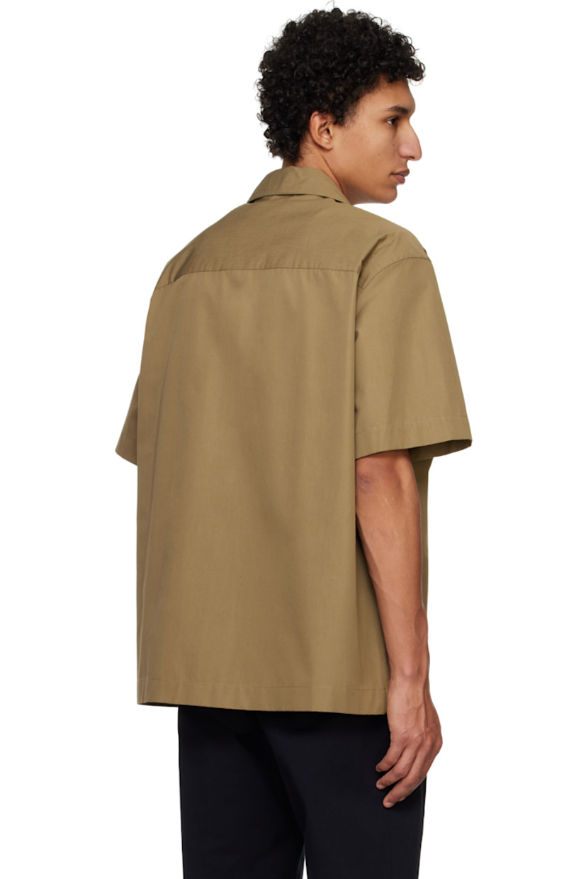 Heavyweight cotton poplin shirt. 

· Open spread collar
· Button closure

Supplier color: Thyme green