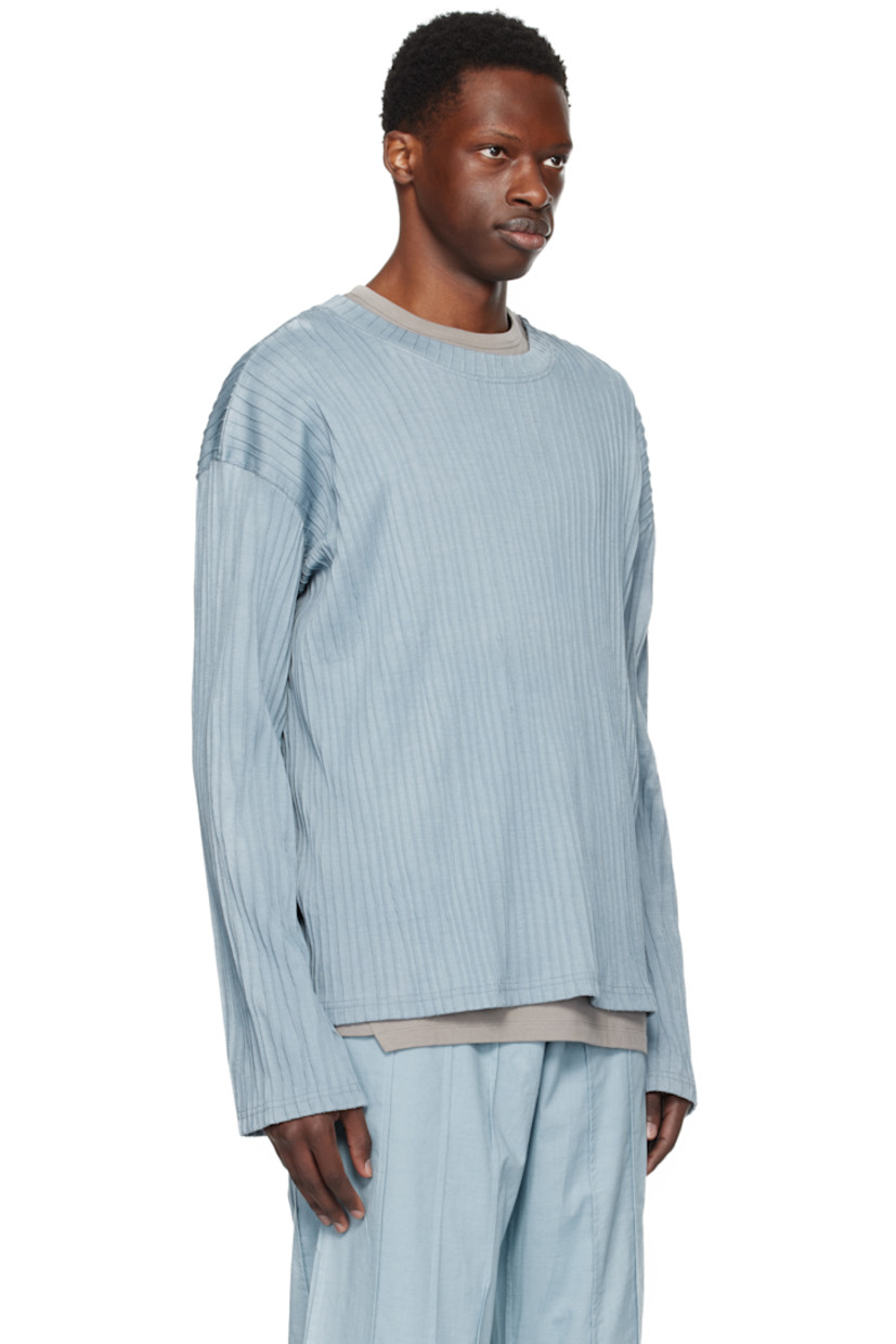 Hand-pleated cotton jersey T-shirt.

· Crewneck
· Dropped shoulders

Supplier color: Citadel