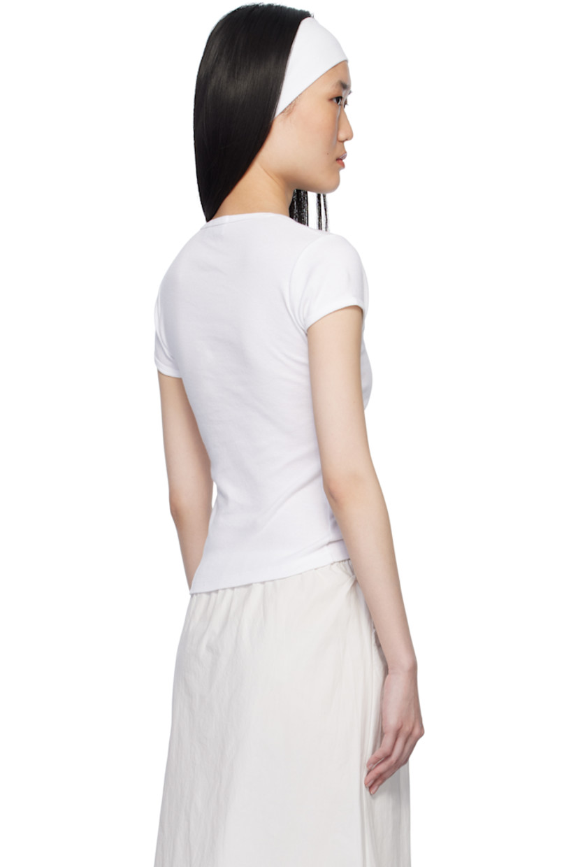 Cotton jersey T-shirt. Rib-knit crewneck and cuffs.

Supplier color: White