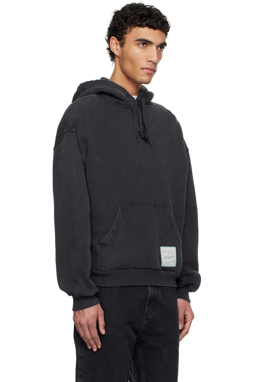 Organic cotton French terry hoodie. Fading throughout.

· Drawstring at hood
· Logo patch at kangaroo pocket
· Rib-knit hem and cuffs
· Dropped shoulders

Supplier color: Black