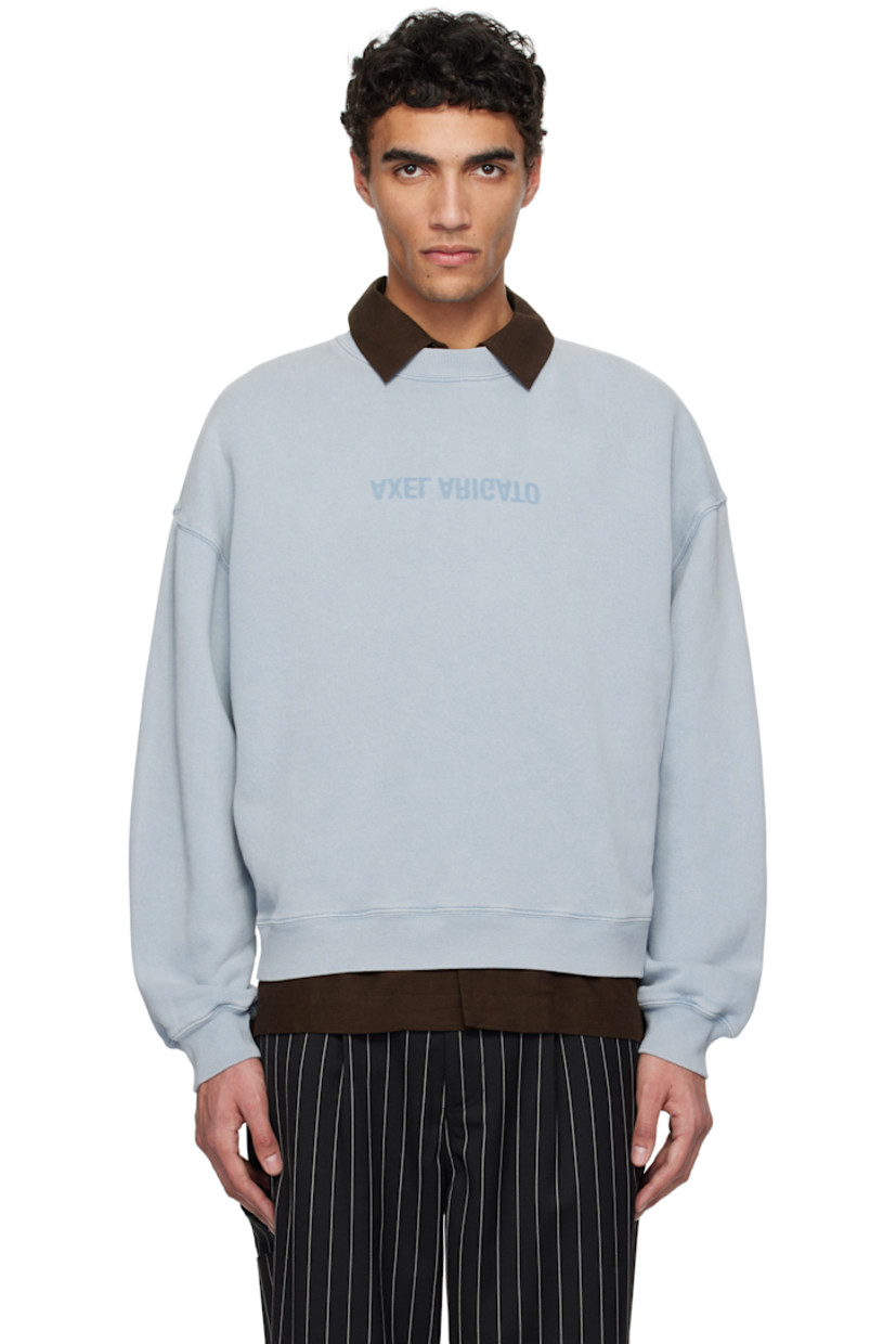 Organic cotton French terry sweatshirt. Fading throughout.

· Rib-knit crewneck, hem, and cuffs
· Logo printed at chest
· Dropped shoulders

Supplier color: Steel blue